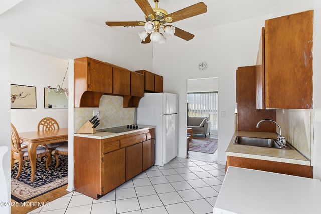 52 Gaub Road, Old Bridge, NJ 08857