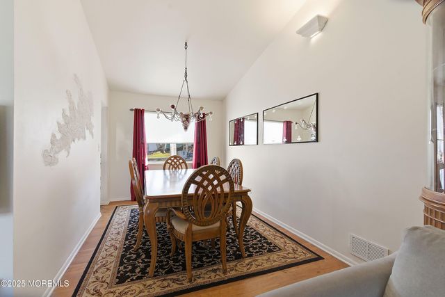 52 Gaub Road, Old Bridge, NJ 08857