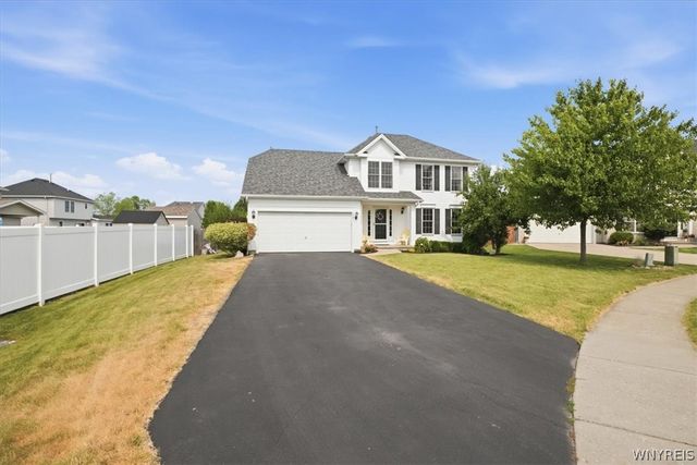 6501 Pincherry, Hamburg, NY 14085