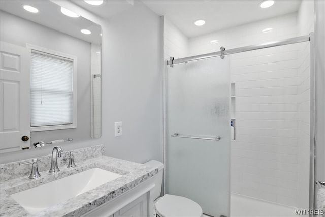 6501 Pincherry, Hamburg, NY 14085