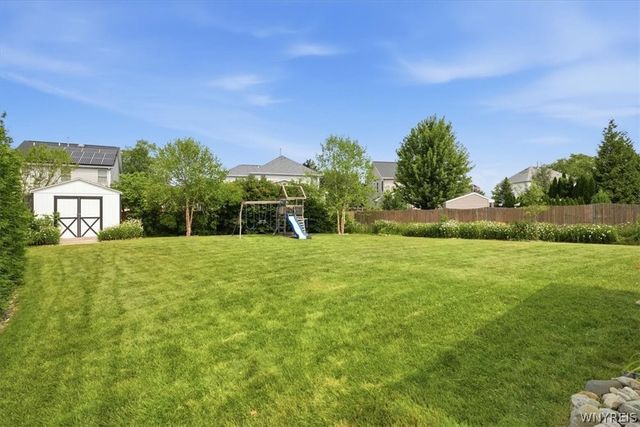 6501 Pincherry, Hamburg, NY 14085