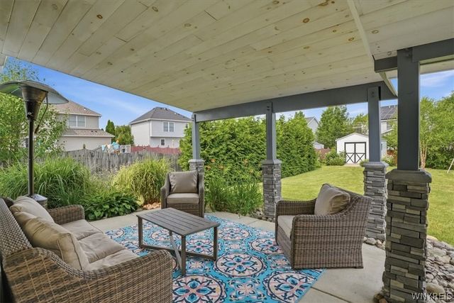 6501 Pincherry, Hamburg, NY 14085