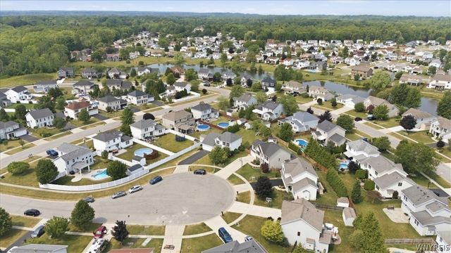 6501 Pincherry, Hamburg, NY 14085