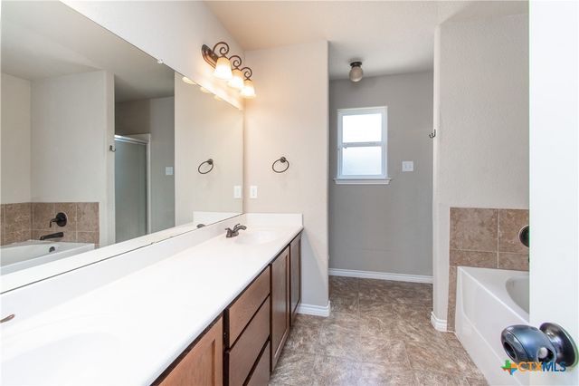 6408 Castle Gap Drive, Killeen, TX 76549