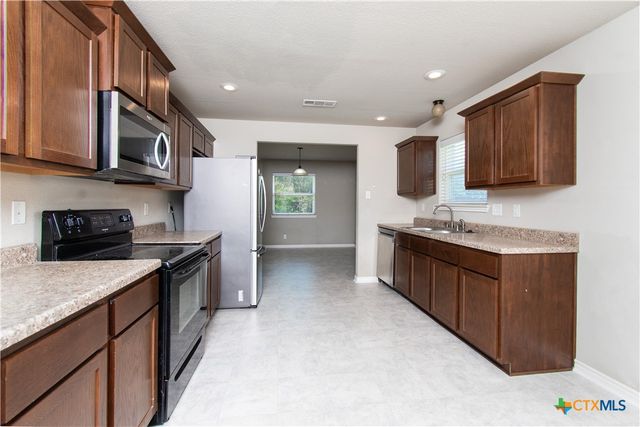 6408 Castle Gap Drive, Killeen, TX 76549
