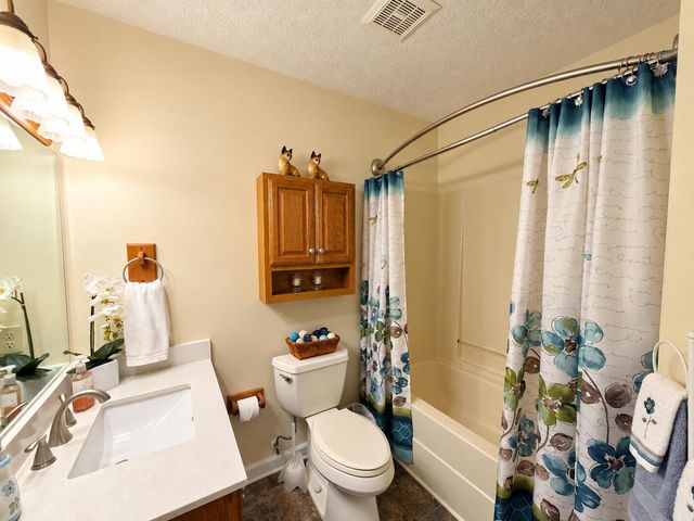 409 Summer Hill Drive, Somerset, KY 42503
