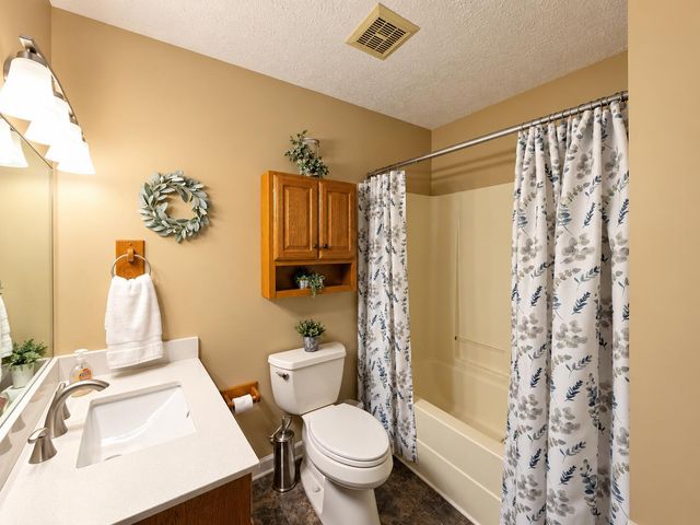 409 Summer Hill Drive, Somerset, KY 42503