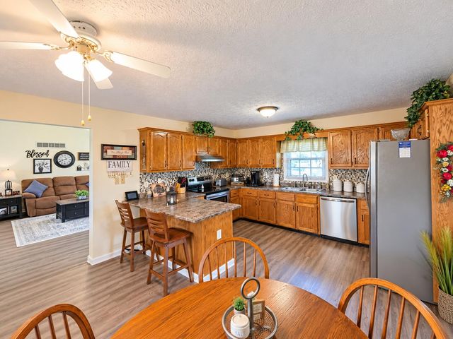 409 Summer Hill Drive, Somerset, KY 42503