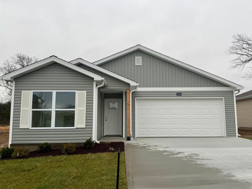 1604 BOSCO BEL DR, Columbia, MO 65202