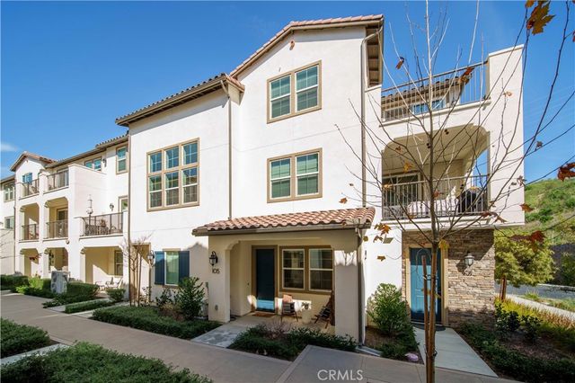 105 Lugo Ln, Mission Viejo, CA 92692