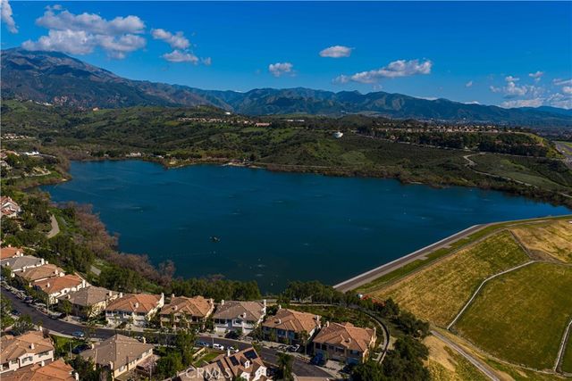 105 Lugo Ln, Mission Viejo, CA 92692