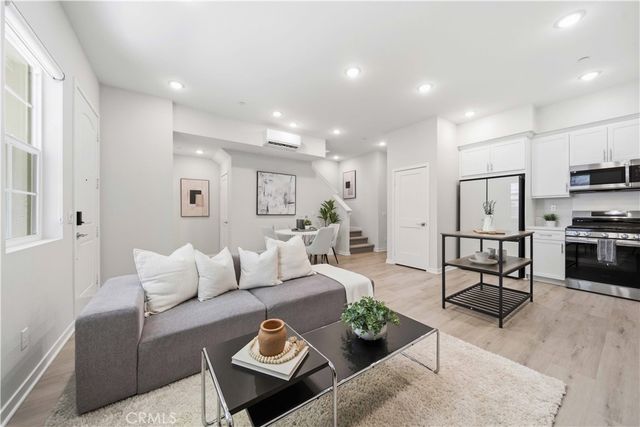 105 Lugo Ln, Mission Viejo, CA 92692