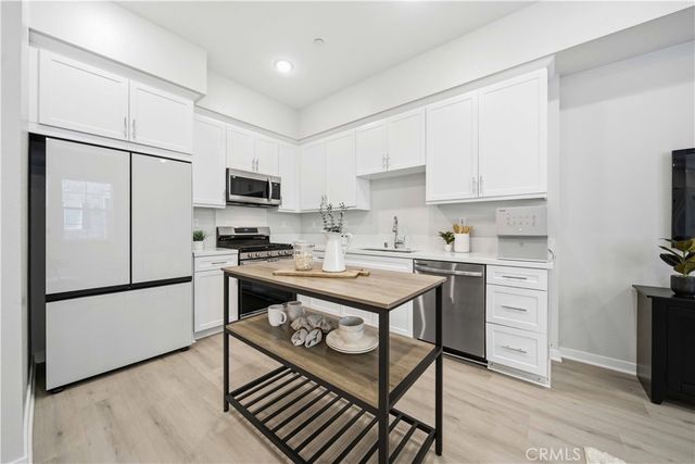 105 Lugo Ln, Mission Viejo, CA 92692