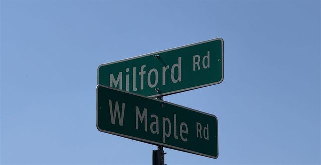 727 W W. Maple Road Road, Milford, MI 48381