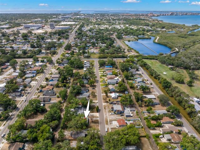 2356 KINGSTON STREET S, St Petersburg, FL 33711