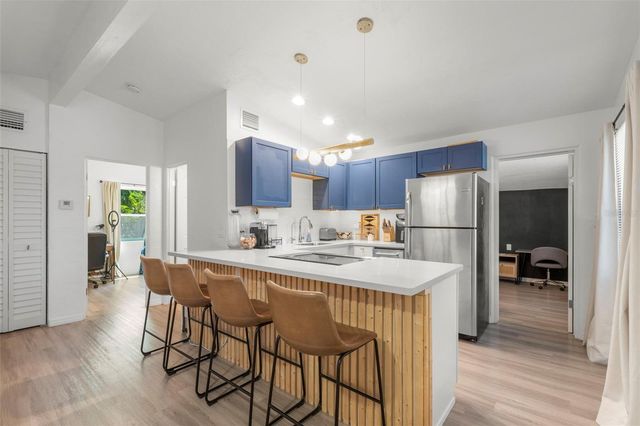 2356 KINGSTON STREET S, St Petersburg, FL 33711