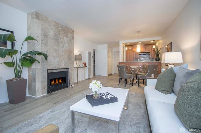 5160 Diamond Heights Boulevard 107C, San Francisco, CA 94131