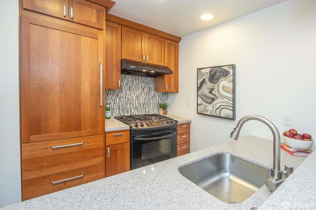 5160 Diamond Heights Boulevard 107C, San Francisco, CA 94131