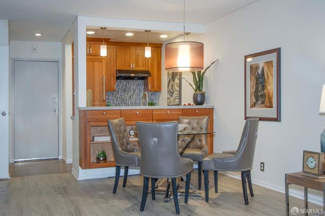 5160 Diamond Heights Boulevard 107C, San Francisco, CA 94131