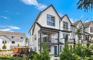 20347 90th Drive NE #D, Bothell, WA 98011