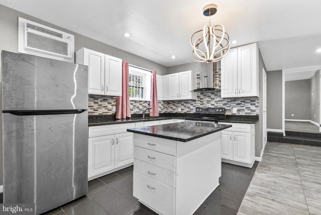 143-147 E CUMBERLAND ST, Philadelphia, PA 19125
