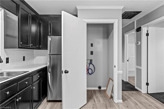 200 Vista Circle C, Winston-salem, NC 27106