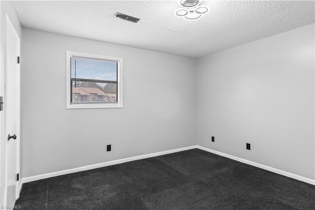 200 Vista Circle C, Winston-salem, NC 27106