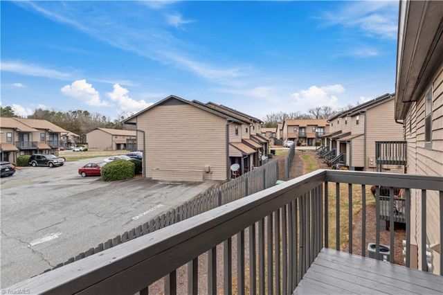 200 Vista Circle C, Winston-salem, NC 27106