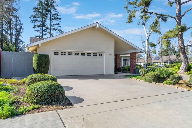 509 E Everglade Avenue, Fresno, CA 93720