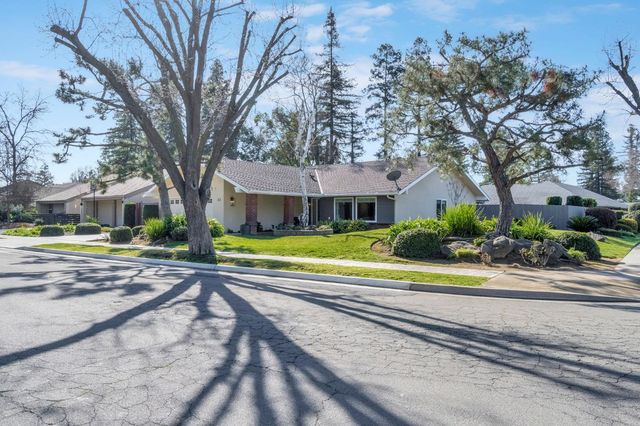 509 E Everglade Avenue, Fresno, CA 93720