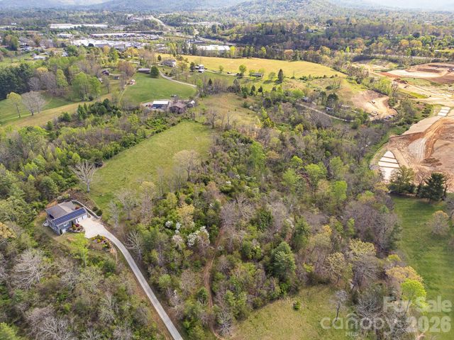47 Gill Branch Road, Weaverville, NC 28787