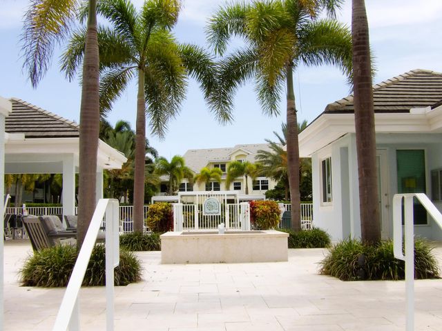 206 Mainsail Circle, Jupiter, FL 33477