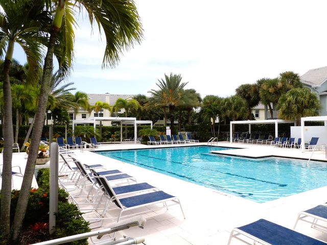 206 Mainsail Circle, Jupiter, FL 33477