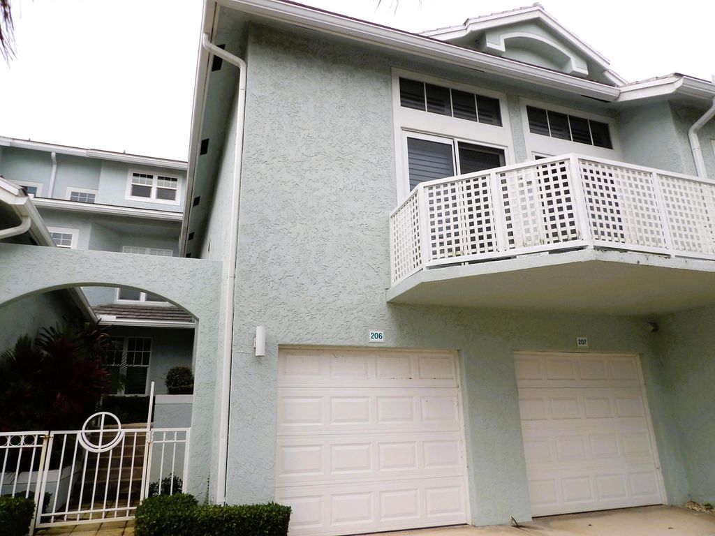 206 Mainsail Circle, Jupiter, FL 33477