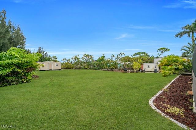6170 Stringfellow RD, St James City, FL 33956