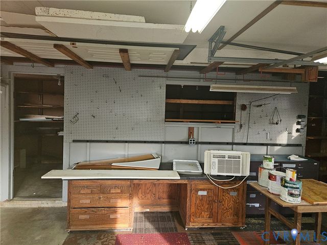 3105 Abelia Rd, Henrico, VA 23228