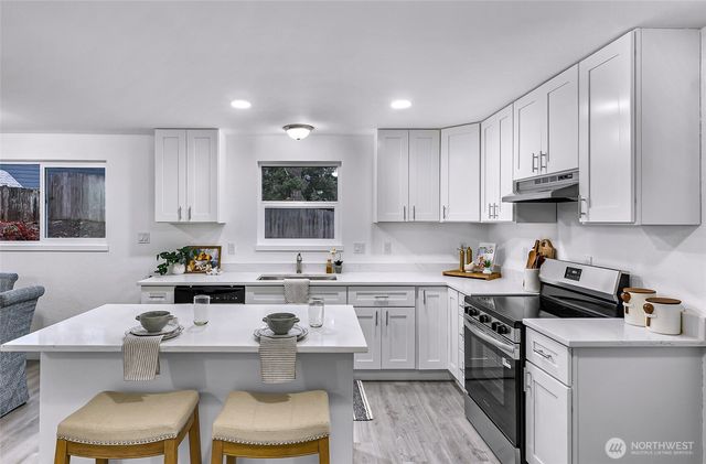 1464 Greenville Drive, Bellingham, WA 98226