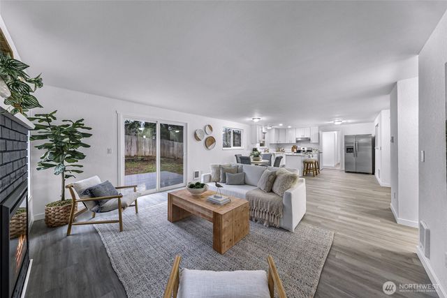 1464 Greenville Drive, Bellingham, WA 98226