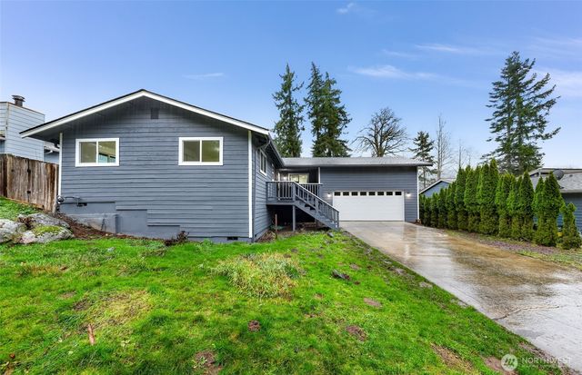 1464 Greenville Drive, Bellingham, WA 98226