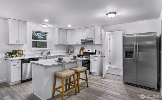 1464 Greenville Drive, Bellingham, WA 98226