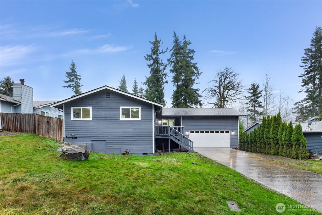 1464 Greenville Drive, Bellingham, WA 98226