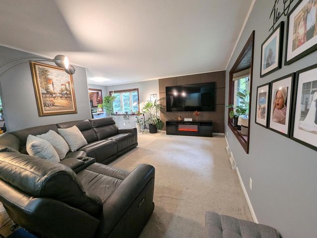 10004 W Terra AVENUE, Milwaukee, WI 53224