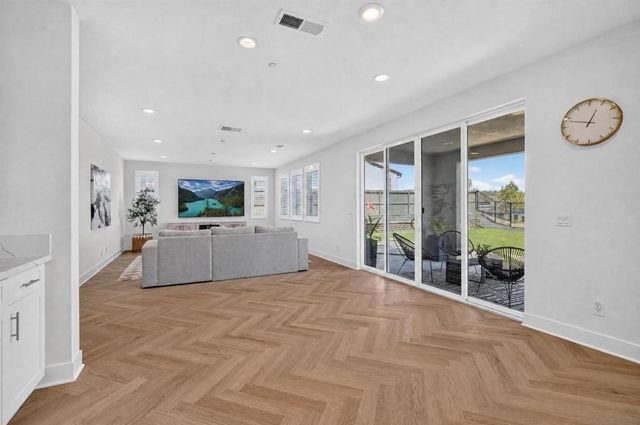 1611 Corte Medialuna, Chula Vista, CA 91913