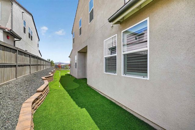 1611 Corte Medialuna, Chula Vista, CA 91913