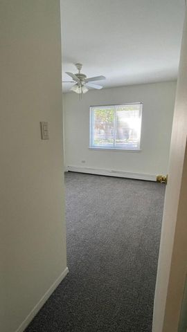 866 Crimson Court 1-105, Prospect Heights, IL 60070