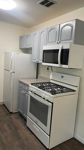 866 Crimson Court 1-105, Prospect Heights, IL 60070