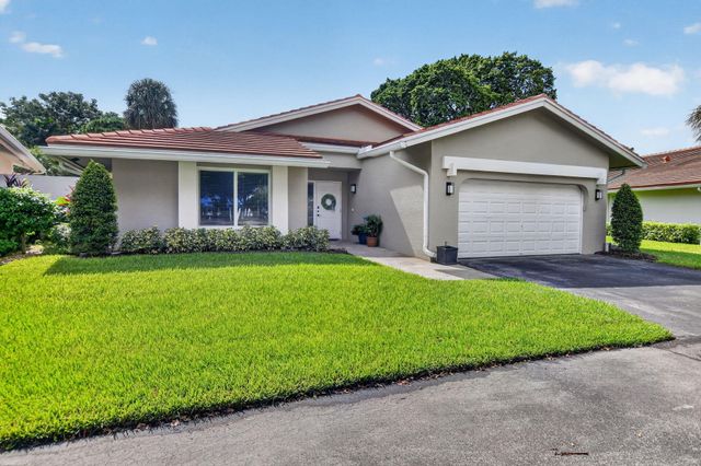 2738 DEER CREEK KELLY BROOKE Lane, Deerfield Beach, FL 33442