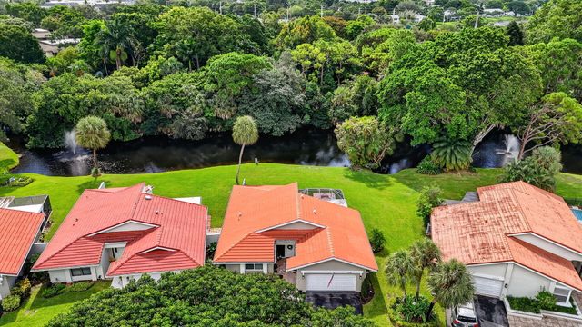 2738 DEER CREEK KELLY BROOKE Lane, Deerfield Beach, FL 33442