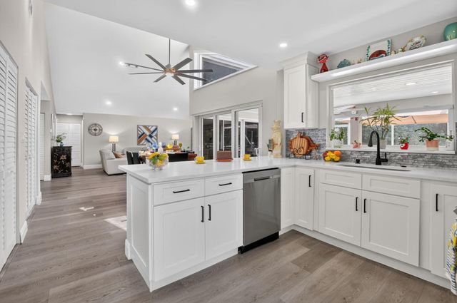 2738 DEER CREEK KELLY BROOKE Lane, Deerfield Beach, FL 33442