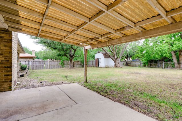 419 Dow Ross Boulevard, Duncanville, TX 75116